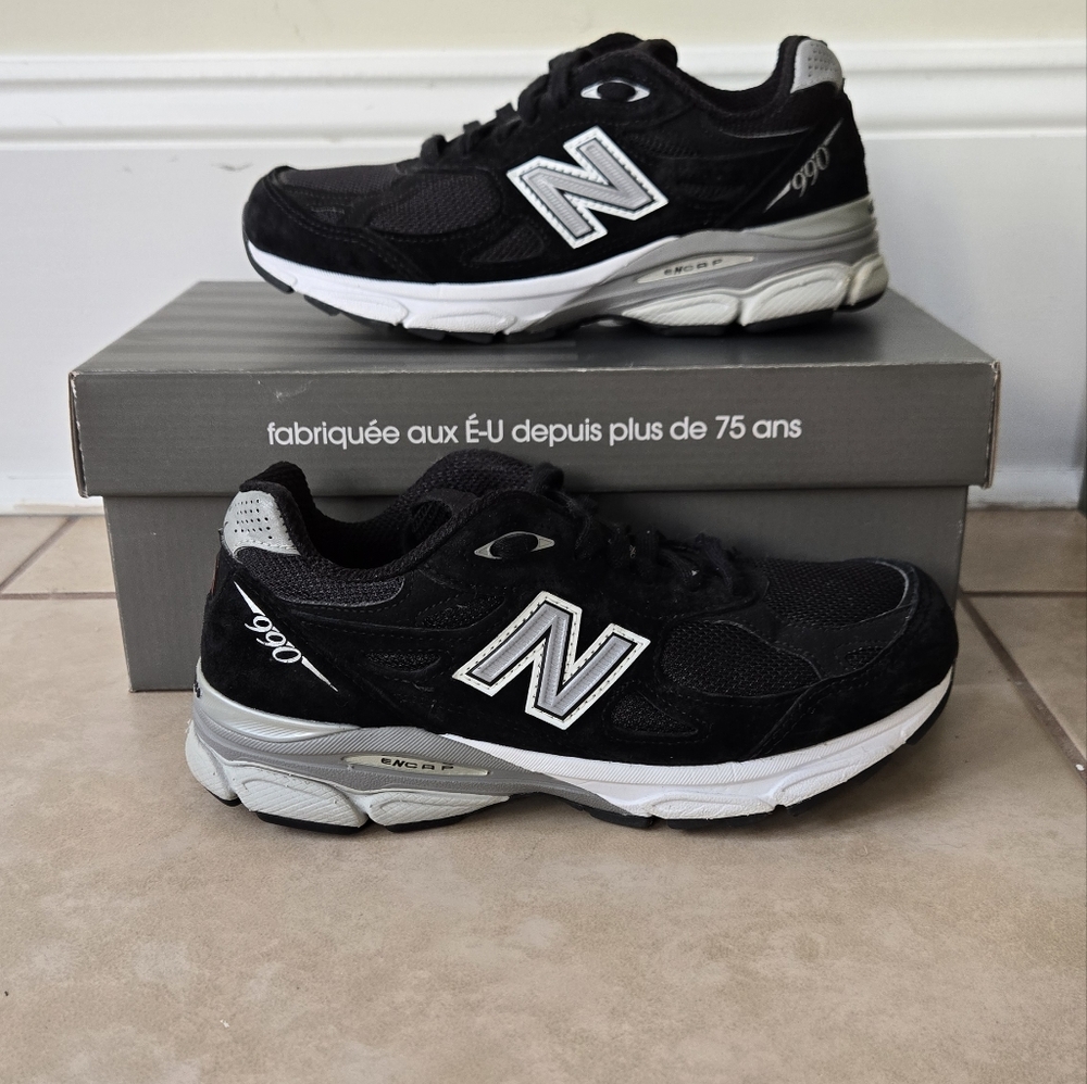 New Balance 990v3 Black.